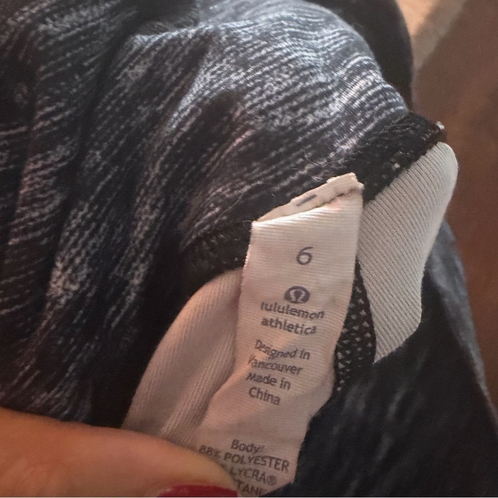 3/$30 ☀️ Lululemon Wunder Under Pant *Stirrup Dramatic Static White Black - Picture 9 of 9